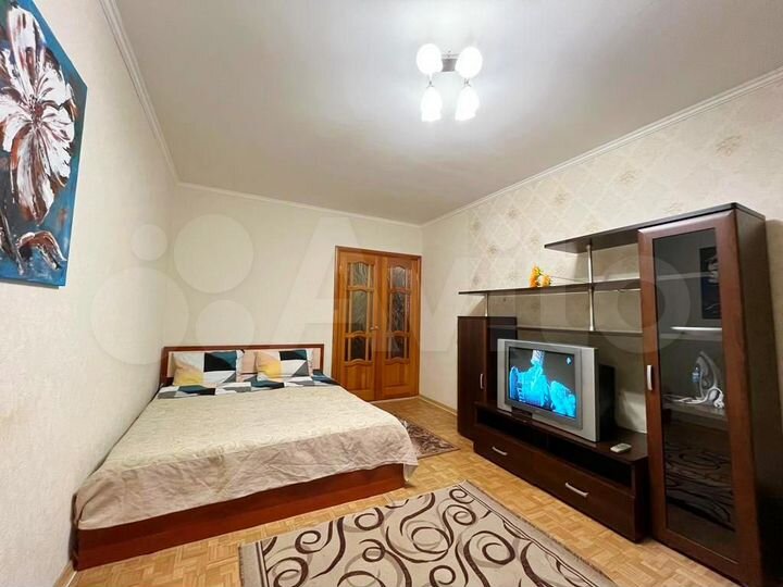 2-к. квартира, 58 м², 1/9 эт.
