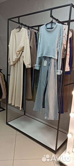 Стойки вешало для одежды