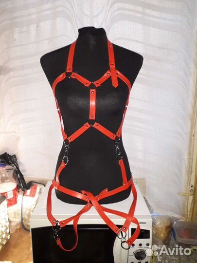 Продам портупеи с маской, ручная работа из кожи