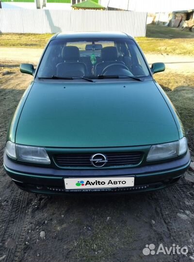 Opel Astra 1.7 МТ, 1997, 243 500 км