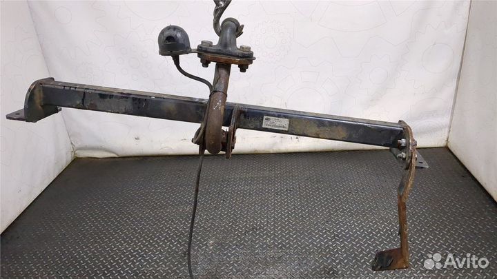 Прицепное устройство Peugeot 407, 2005