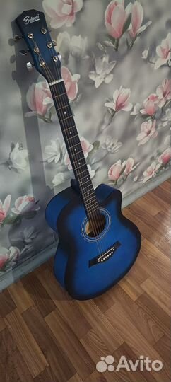 Акустическая гитара
