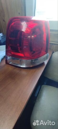 Фара toyota land cruiser 200