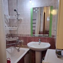 2-к. квартира, 58 м², 2/9 эт.