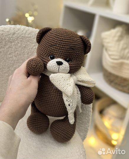 Мишка вязаный