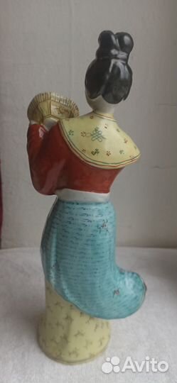 Редкостькитаянка с цветком. Китаянка с горшком. Ст