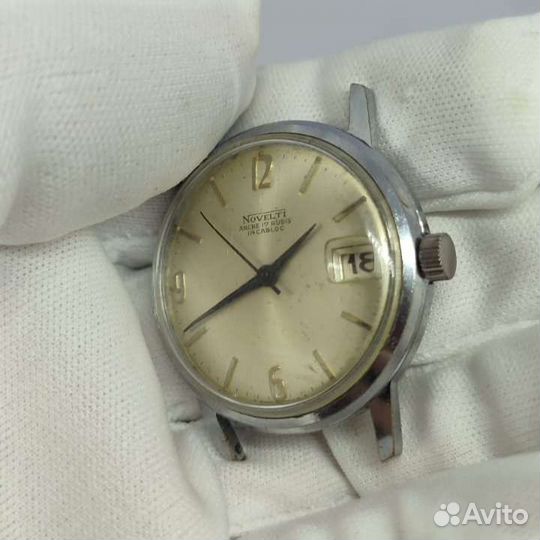 Часы Швейцарские Novelti