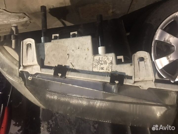 Фара правая 2110-12