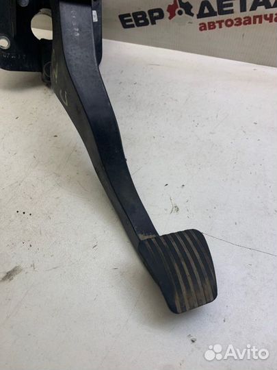 Педаль сцепления Chevrolet Lacetti седан 1.4 F14D3