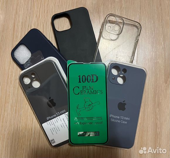 Чехлы на iPhone 13 mini