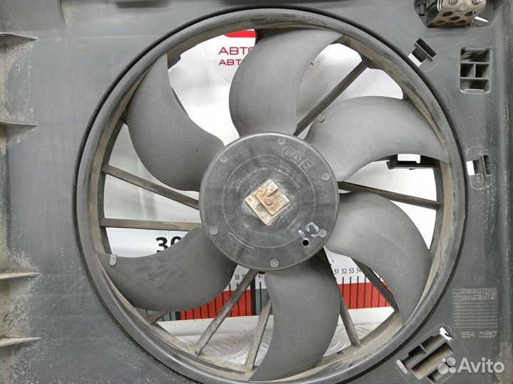 Вентилятор радиатора основного Renault Megane 2