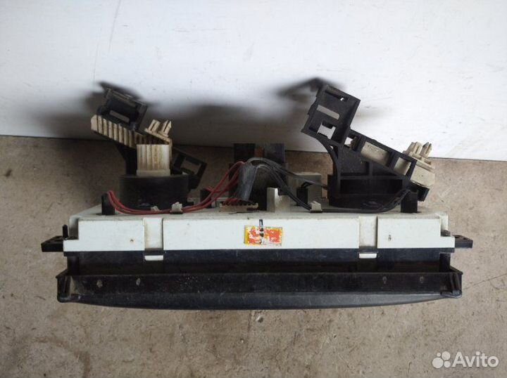 Блок управления отопителем Chevrolet Aveo T200