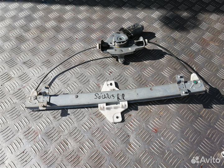 Стеклоподъемник задний правый Hyundai Solaris RB