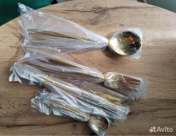 Набор столовых приборов