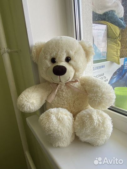 Плюшевый медведь