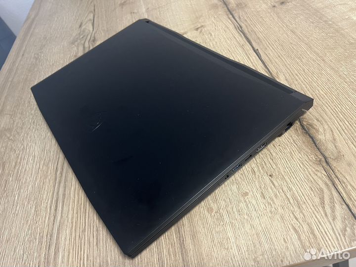 Игровой ноутбук msi 17 3 katana