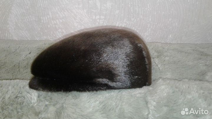Продам мужскую меховую кепку