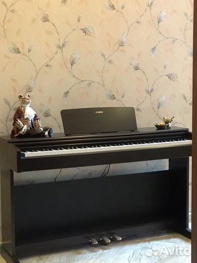 Цифровое пианино yamaha ydp-144R