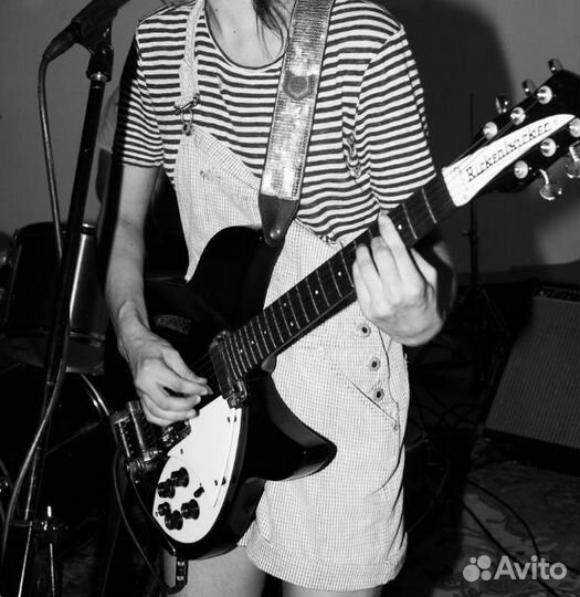 Электрогитара + кабель + чехол (комплект)