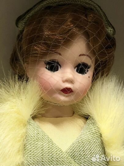 Кукла Madame Alecsander 1920's Cissette Trunk Set