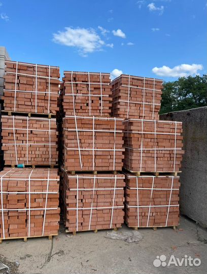 Кирпич фундаментный (красный)