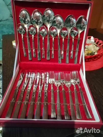 Набор столовых приборов новый