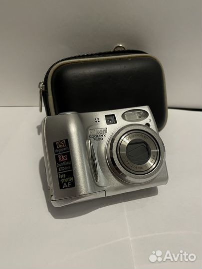 Фотоаппарат Nikon Coolpix 7600