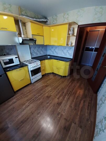 2-к. квартира, 52 м², 9/10 эт.