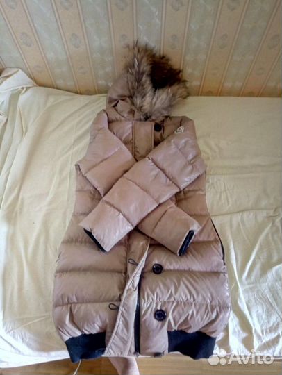 Пуховик Moncler