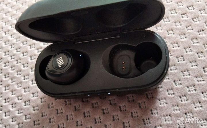 Наушники JBL C100TWS