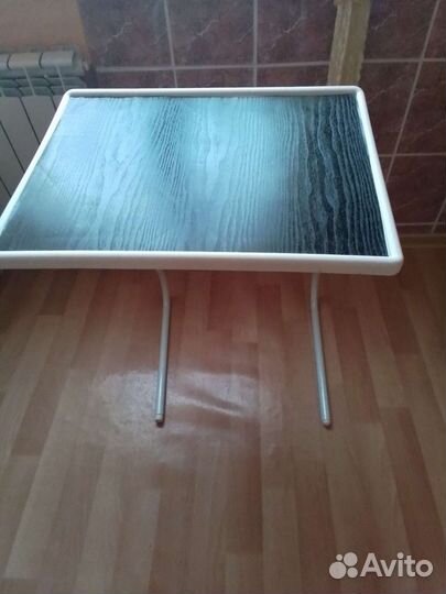 Столик перенасной
