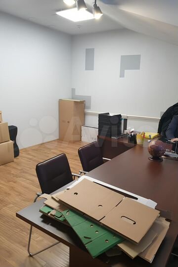 Здание, 400 м²