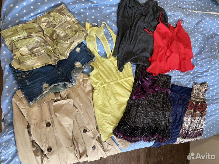 Отдам пакет женских вещей 44-46
