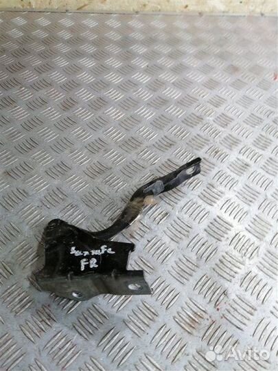 Петля капота передняя правая Hyundai Santa Fe CM