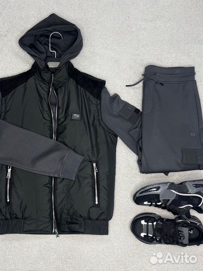 Спортивный костюм