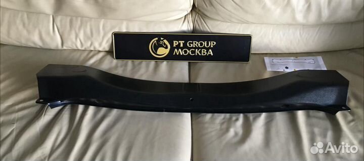 Накладка Рено Логан в проем багажника
