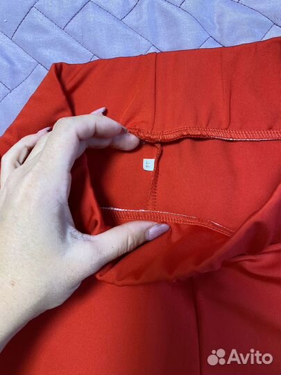 Леггинсы красные