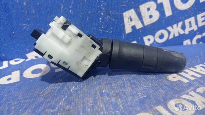 Переключатель поворотов Nissan Teana J31 седан