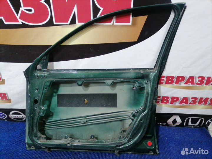 Дверь боковая передняя правая Volkswagen Passat B5