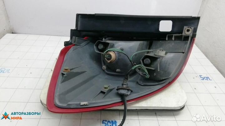 Фонарь задний правый Subaru Outback 3 2005