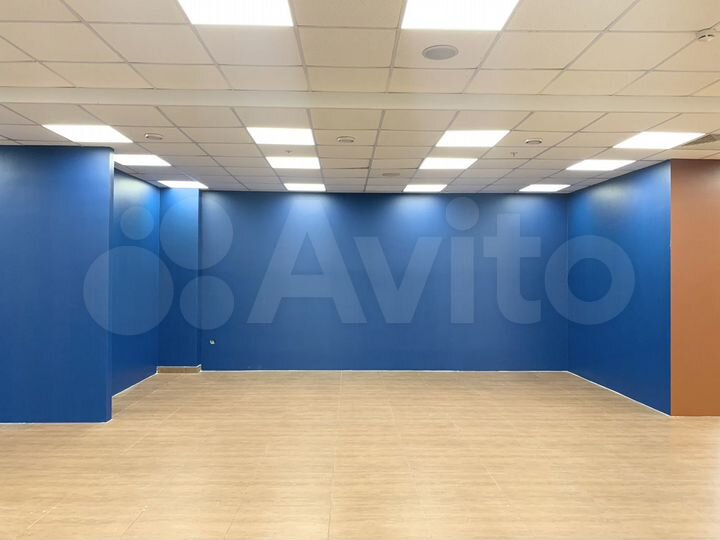 Торговое помещение, 500 м²