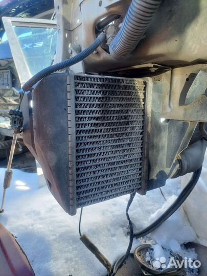 Интеркулер Mitsubishi Carisma