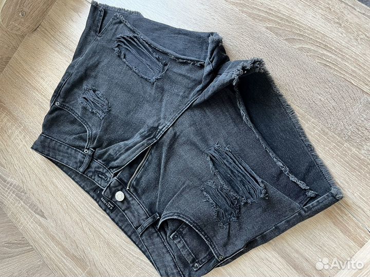 Вещи женские 46-48