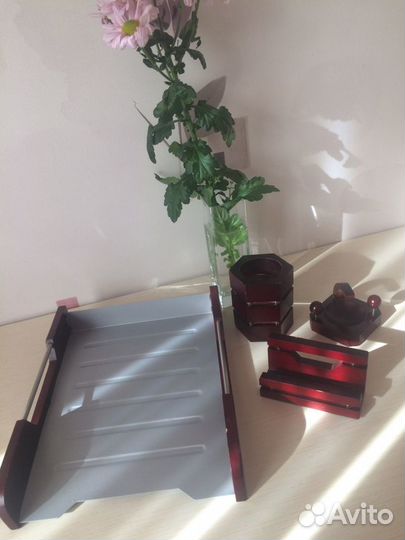 Принадлежности канцелярские настольные дерево