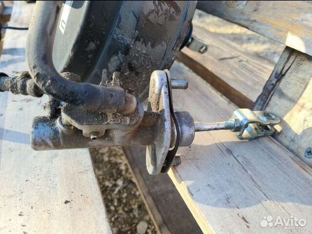 Главный цилинд сцепления Mitsubishi Lancer 9