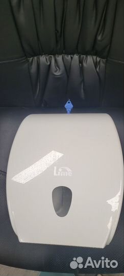 Диспенсер для туалетной бумаги