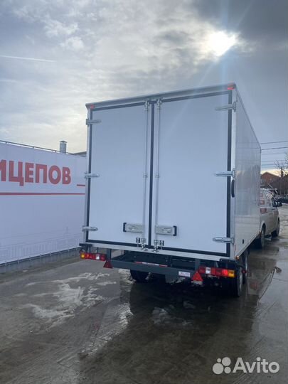 Прицеп Крафт промтоварный фургон 4.2х2.2