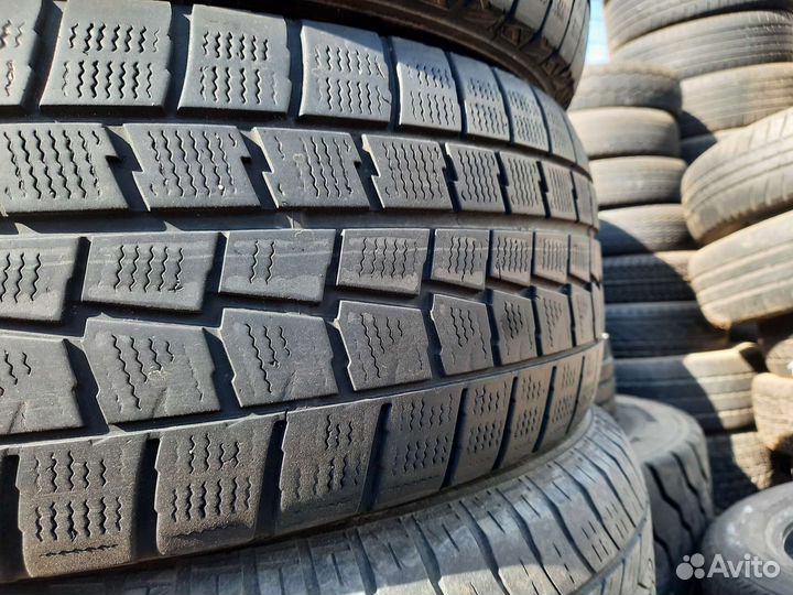 Dunlop Winter Maxx 215/65 R16 98T