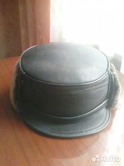 Мужская шапка