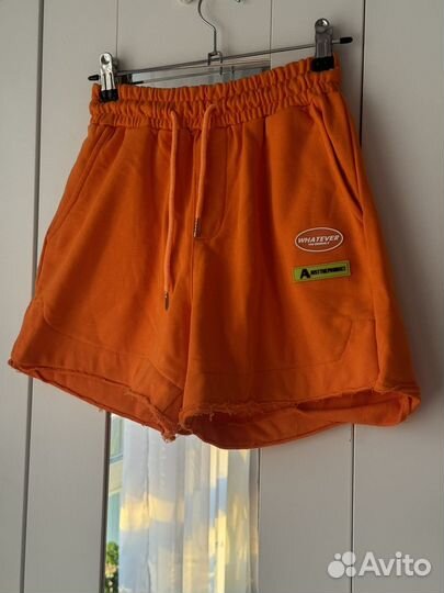 Шорты спортивные женские